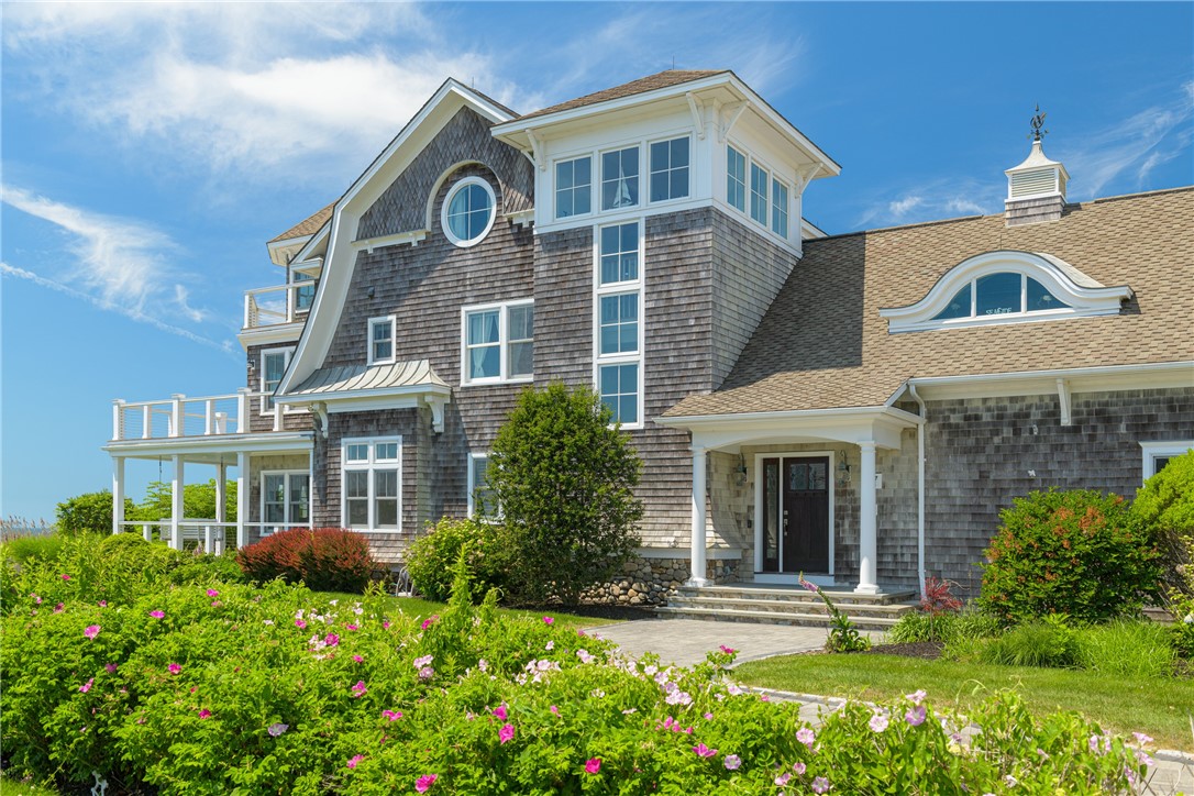 37 Coast Guard Avenue