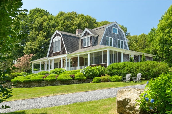 125 WATERWAY RD, SAUNDERSTOWN, RI 02874 - Image b7bc98e9b726b0917cbe5aa5b61468e6/1001459672
