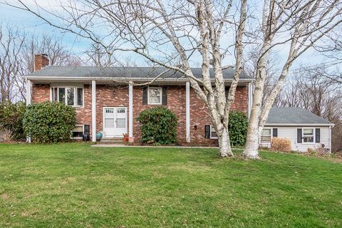 6 Jodie Beth Drive East Greenwich RI 02818