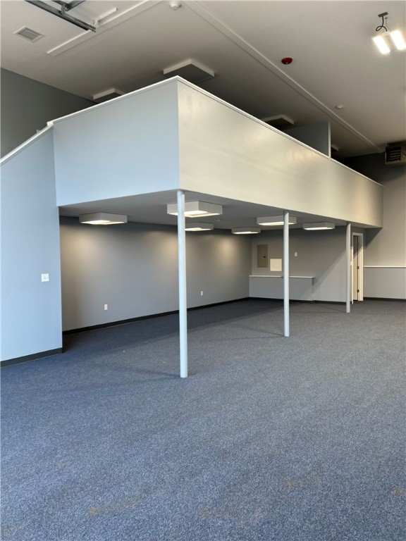 597 South County (Rt. 2) Trail 303