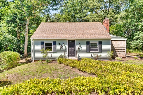 11 SUNSET AVE, COVENTRY, RI 02816 - Image b830250d19fbc06644708cabecb56808/1676582506