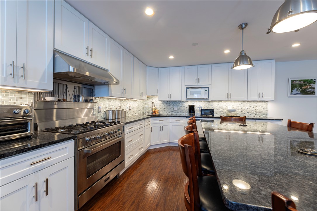 14 Clinton Avenue 3