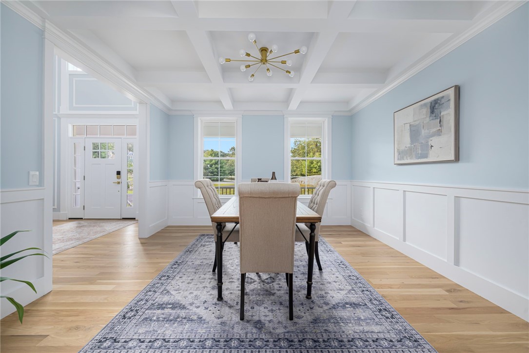 East Greenwich, Rhode Island, 02818, United States, 5 Bedrooms Bedrooms, ,4 BathroomsBathrooms,Residential,Active,2034280