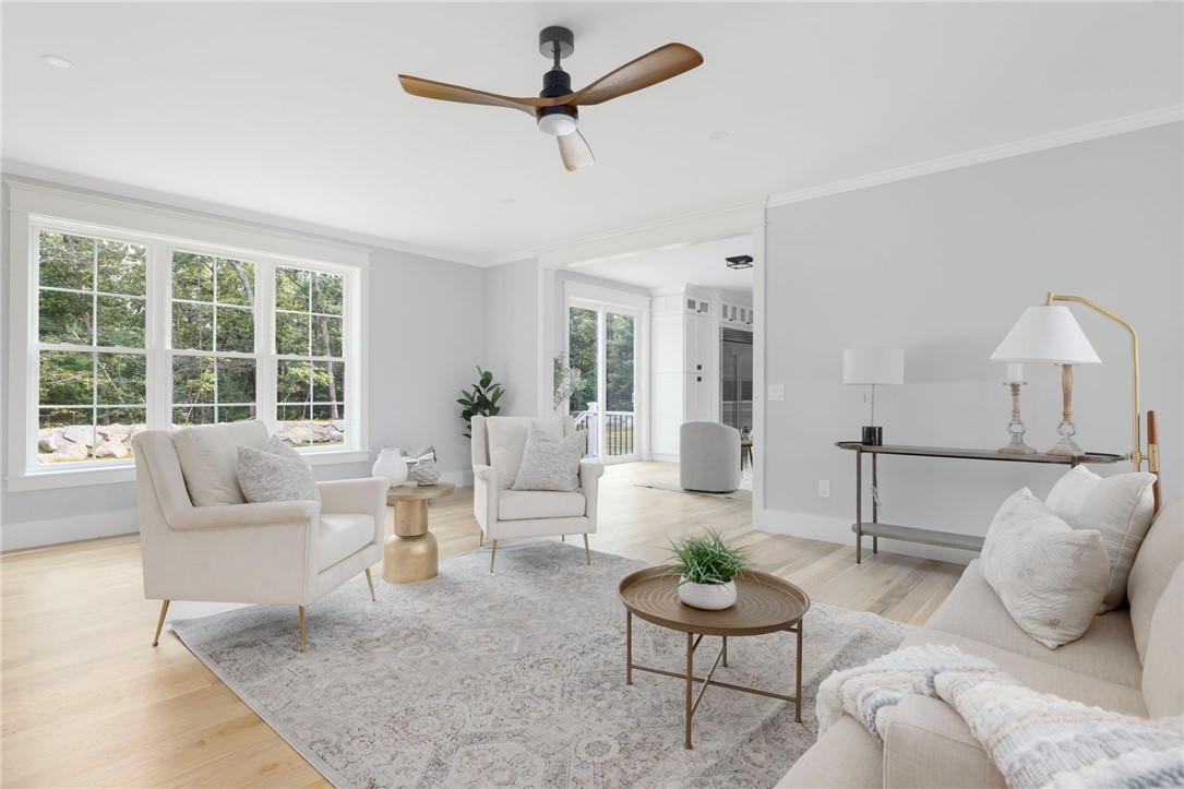 East Greenwich, Rhode Island, 02818, United States, 5 Bedrooms Bedrooms, ,4 BathroomsBathrooms,Residential,Active,2034280