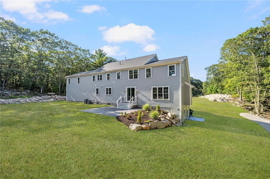 East Greenwich, Rhode Island, 02818, United States, 5 Bedrooms Bedrooms, ,4 BathroomsBathrooms,Residential,Active,2034280