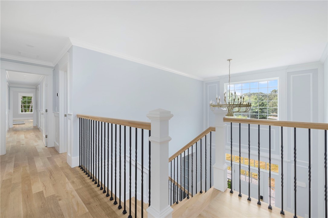 East Greenwich, Rhode Island, 02818, United States, 5 Bedrooms Bedrooms, ,4 BathroomsBathrooms,Residential,Active,2034280