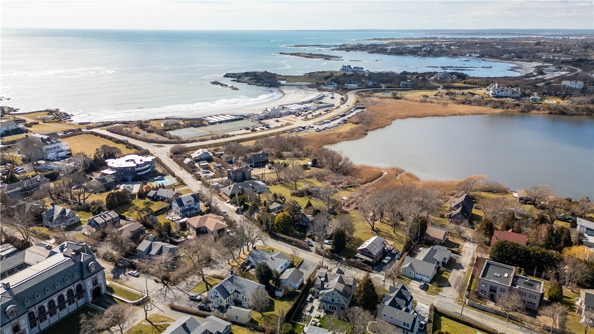 Newport, Rhode Island 02840, United States, 3 Bedrooms Bedrooms, ,2 BathroomsBathrooms,Residential,Active,99479