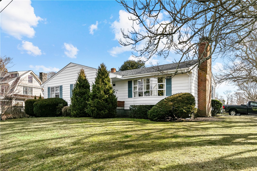 Newport, Rhode Island 02840, United States, 3 Bedrooms Bedrooms, ,2 BathroomsBathrooms,Residential,Active,99479