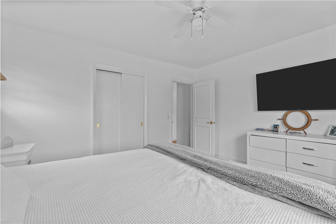 Newport, Rhode Island 02840, United States, 3 Bedrooms Bedrooms, ,2 BathroomsBathrooms,Residential,Active,99479