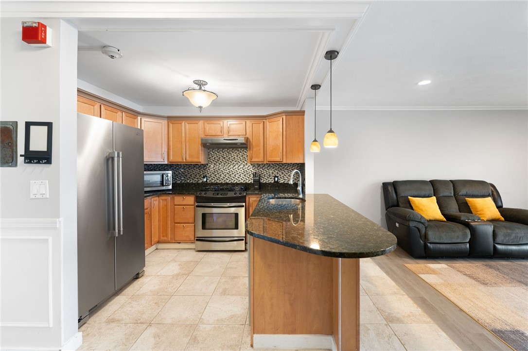 Warwick, Rhode Island 02818, United States, 1 Bedroom Bedrooms, ,1 BathroomBathrooms,Residential,Active,119507