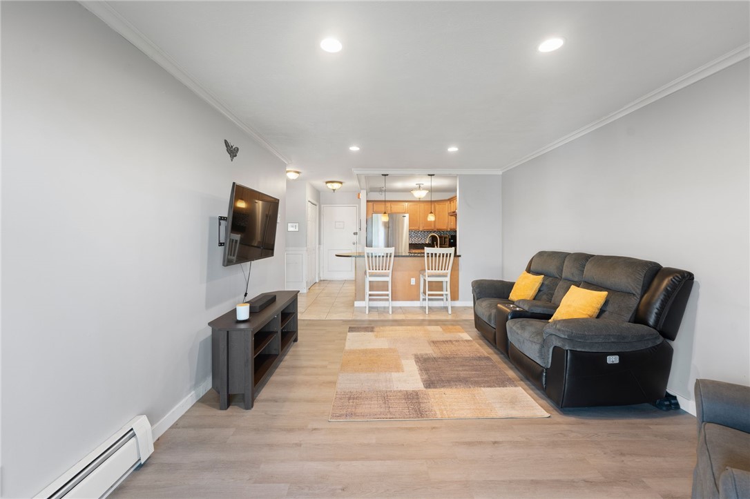 Warwick, Rhode Island 02818, United States, 1 Bedroom Bedrooms, ,1 BathroomBathrooms,Residential,Active,119507