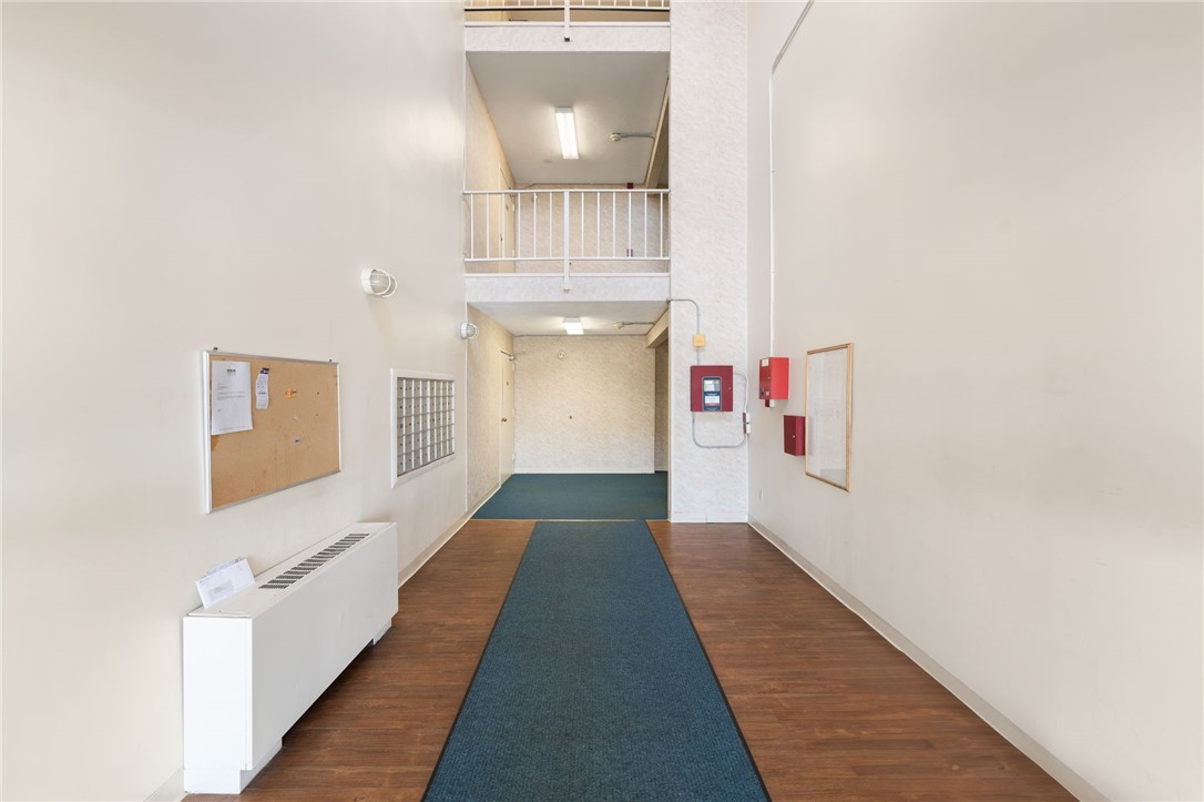 Warwick, Rhode Island 02818, United States, 1 Bedroom Bedrooms, ,1 BathroomBathrooms,Residential,Active,119507