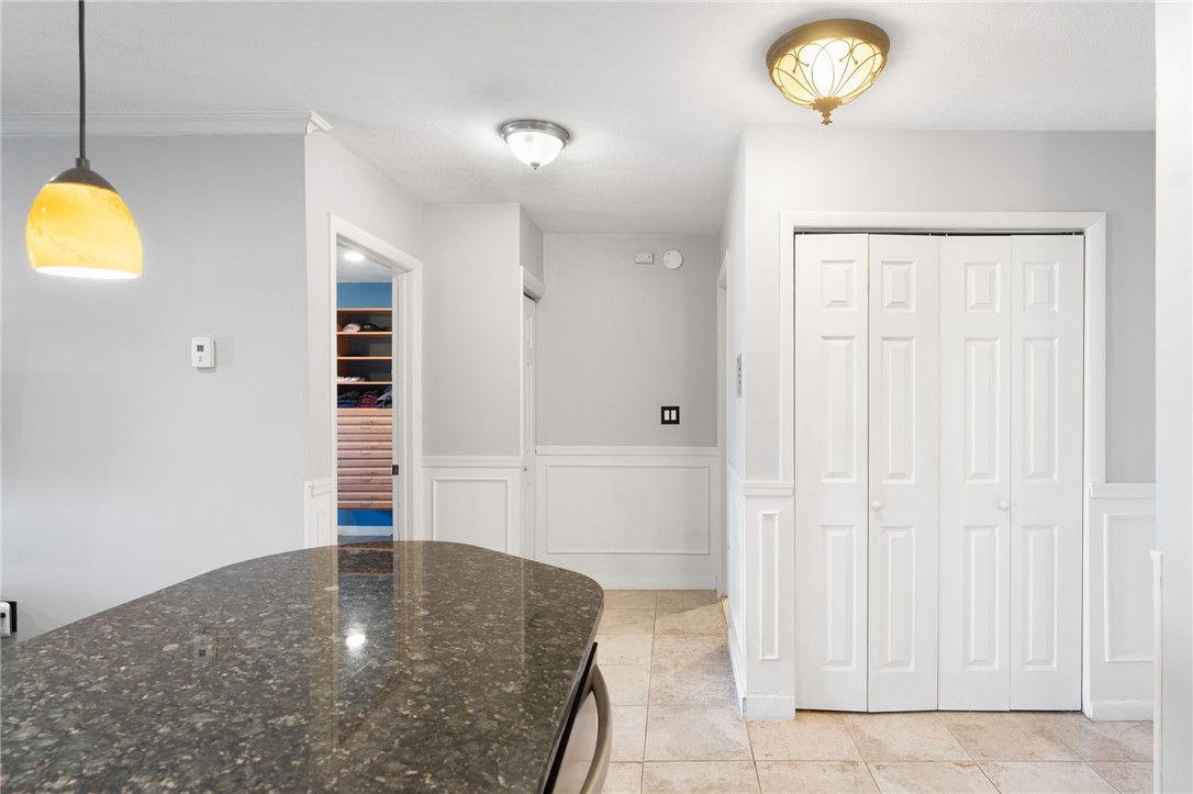 Warwick, Rhode Island 02818, United States, 1 Bedroom Bedrooms, ,1 BathroomBathrooms,Residential,Active,119507