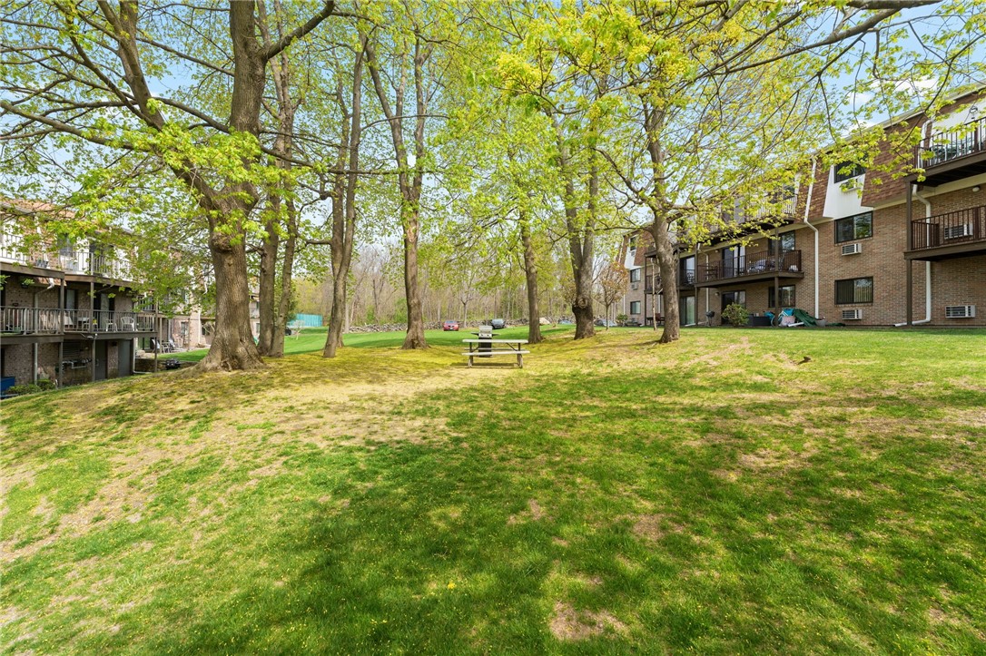 Warwick, Rhode Island 02818, United States, 1 Bedroom Bedrooms, ,1 BathroomBathrooms,Residential,Active,119507