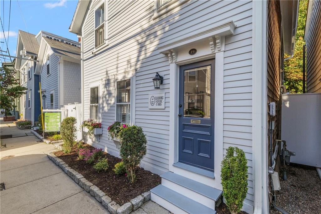 19 Third Street