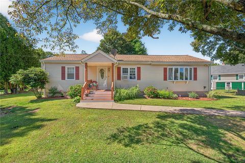 4 North Joseph Street Westerly RI 02891
