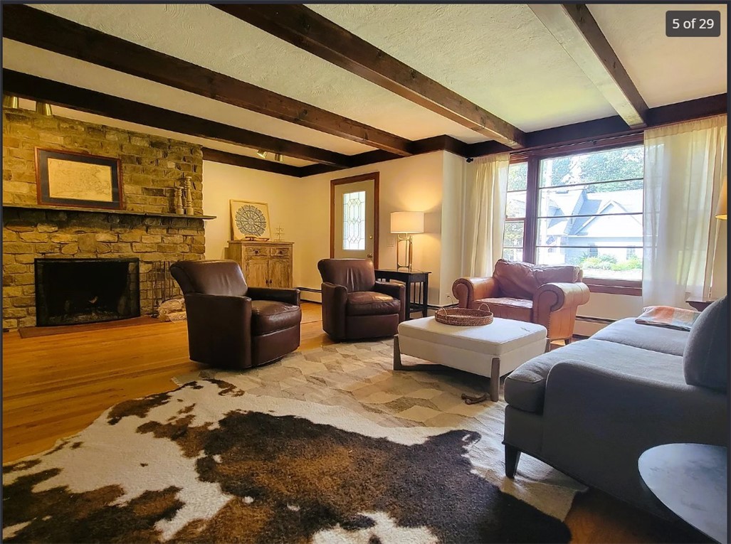 106 Pettaquamscutt Lake Road