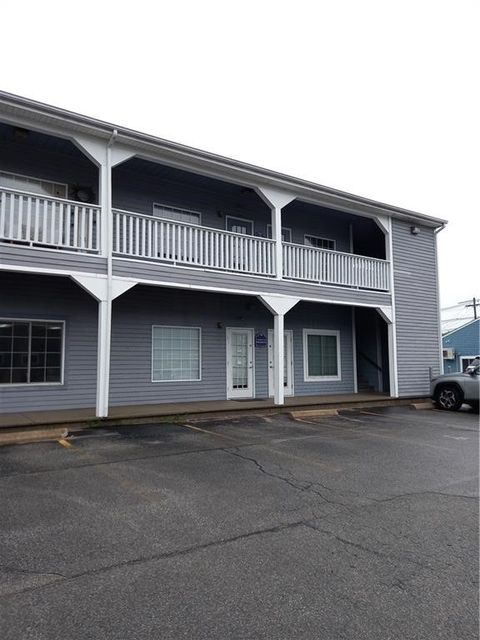 5835 Post Road East Greenwich RI 02818