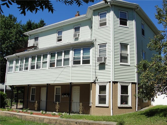 40 KILEY ST, NORTH PROVIDENCE, RI 02911 - Image ba0943033f0aef71bb0e5b7c3e8b24e8/101537376