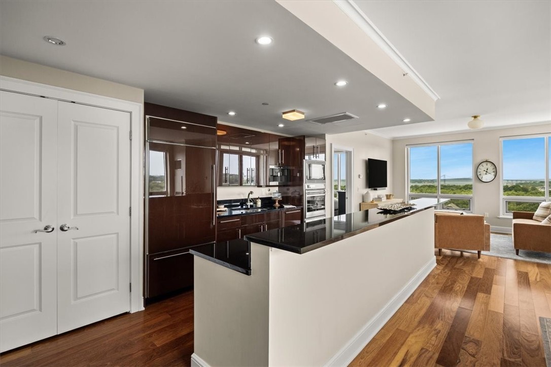 1 Tower Drive 1106