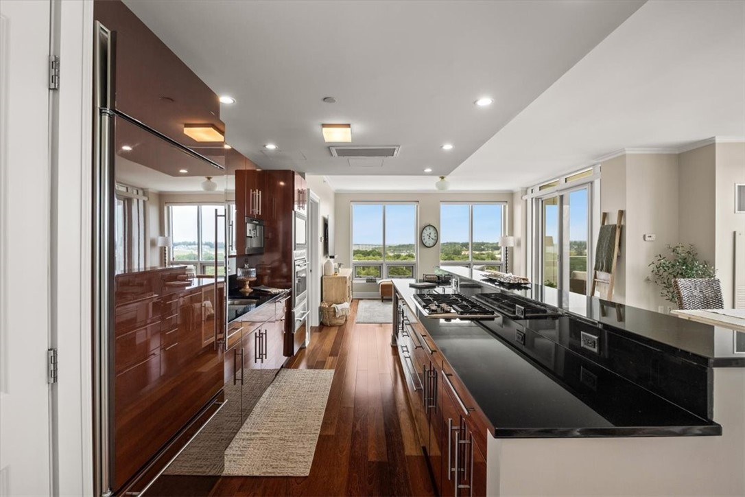 1 Tower Drive 1106