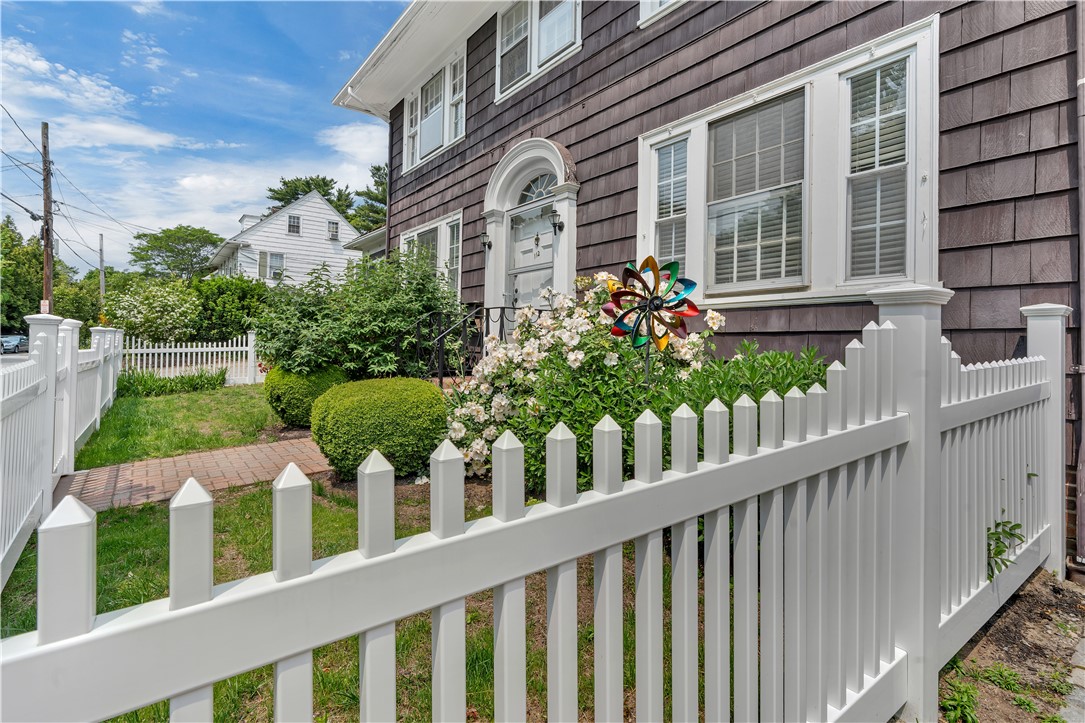 112 Elton Street