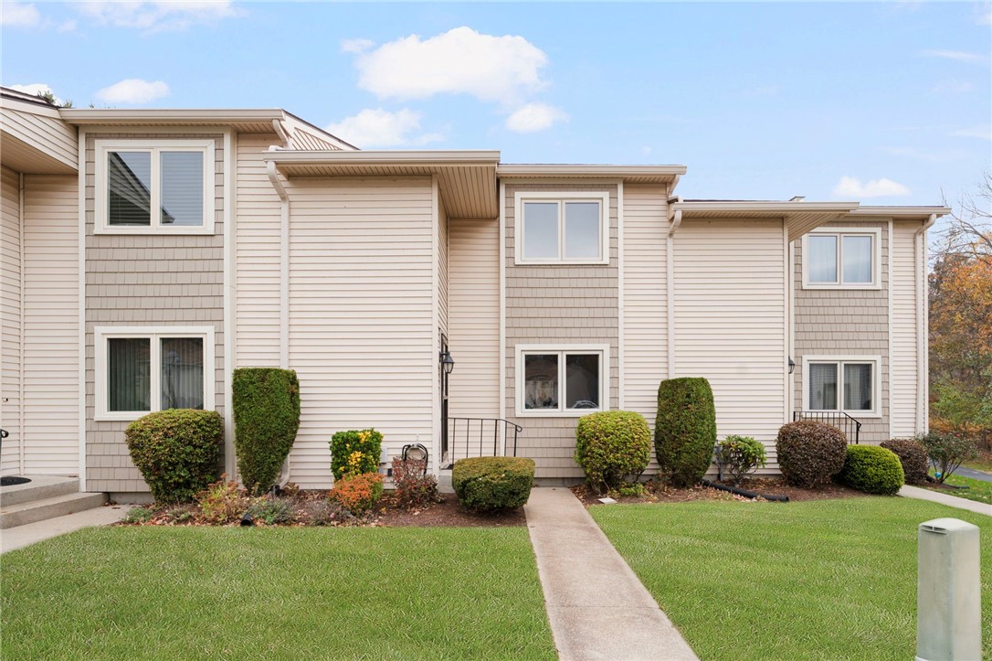 500 East Greenwich Avenue 116