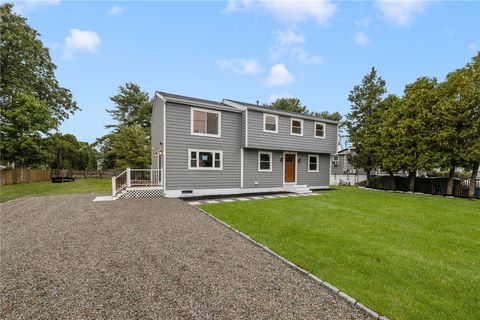 63 Aspen Road South Kingstown RI 02879
