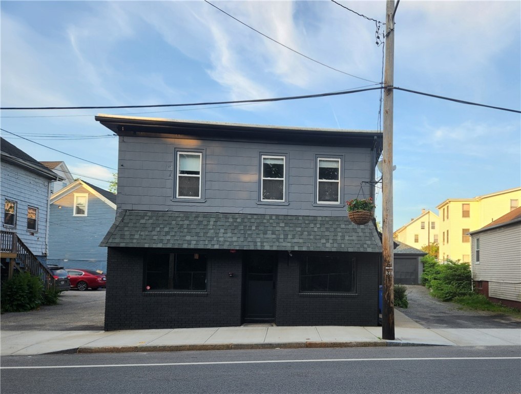 415 Broad Street