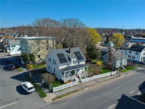 55 Mt Hope Avenue Bristol RI 02809