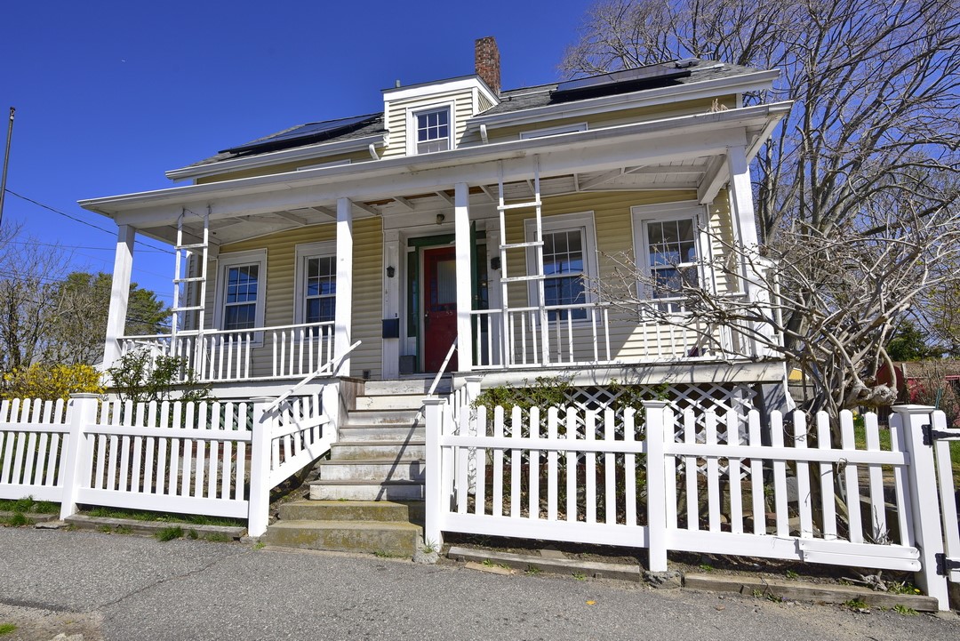 55 Mt Hope Avenue