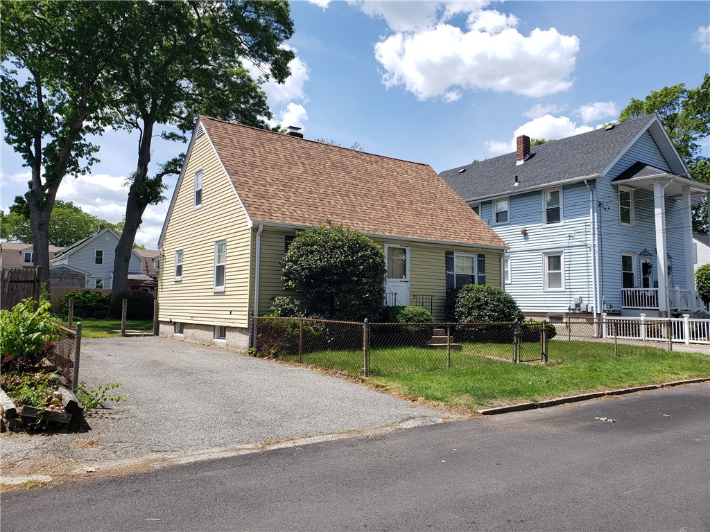 122 Elder Street