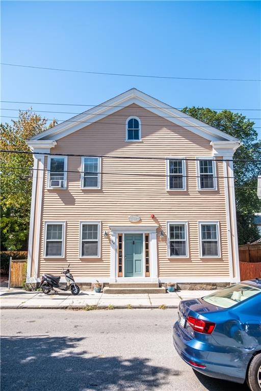 Newport, Rhode Island 02840, United States, 1 Bedroom Bedrooms, ,1 BathroomBathrooms,Residential,Active,246133