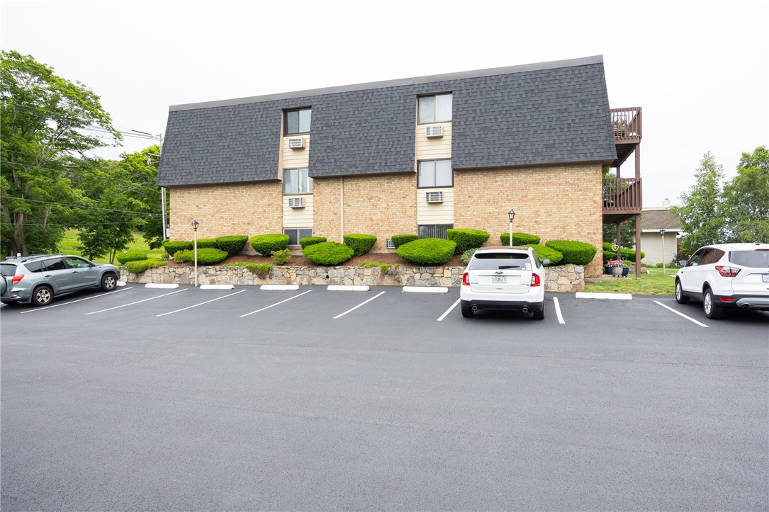 4162 Post Road 12
