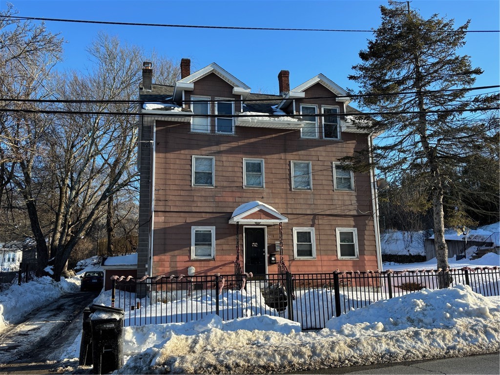 84 Saint Paul Street