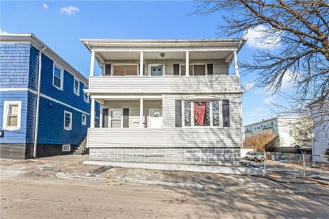 318 Hawkins Street Providence RI 02904
