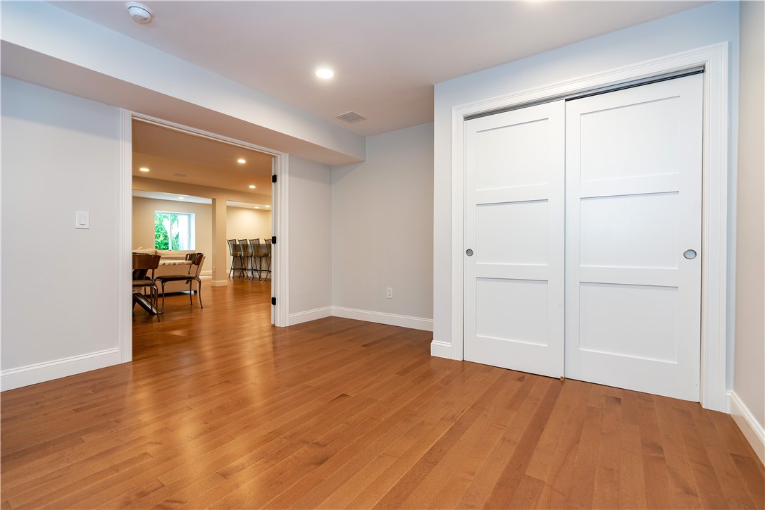 Coventry, Rhode Island 02816, United States, 3 Bedrooms Bedrooms, ,3 BathroomsBathrooms,Residential,Active,193289