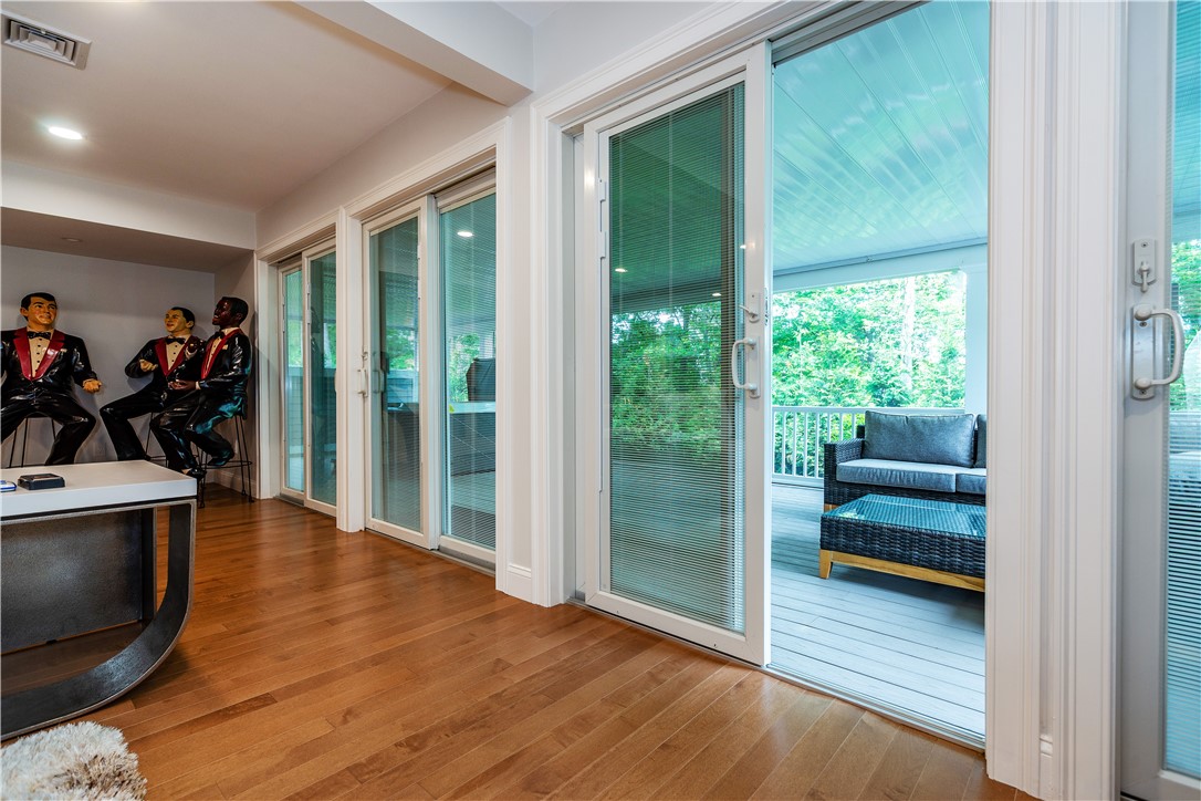 Coventry, Rhode Island 02816, United States, 3 Bedrooms Bedrooms, ,3 BathroomsBathrooms,Residential,Active,193289