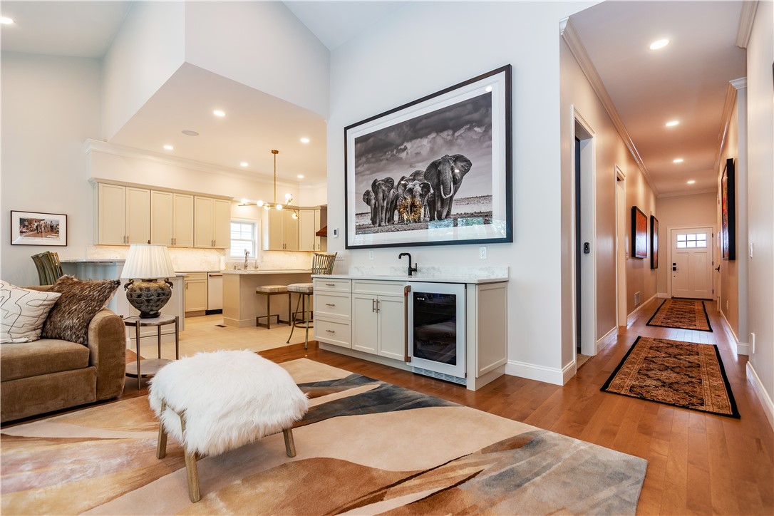 Coventry, Rhode Island 02816, United States, 3 Bedrooms Bedrooms, ,3 BathroomsBathrooms,Residential,Active,193289