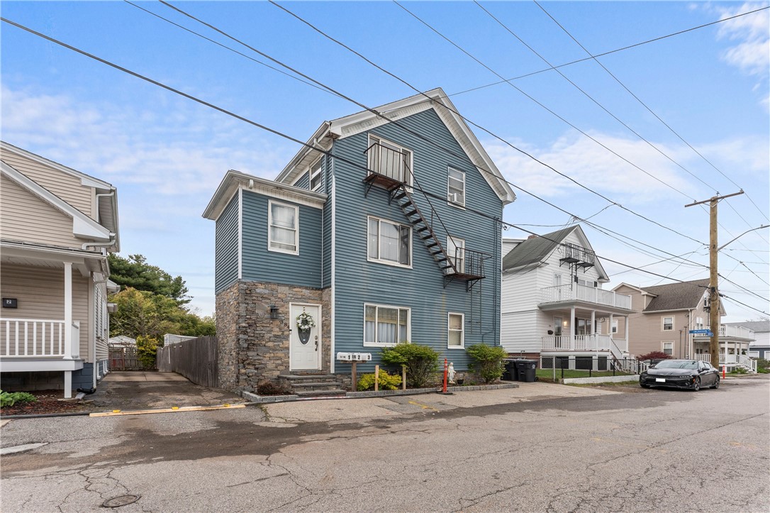 384 Juniper Street