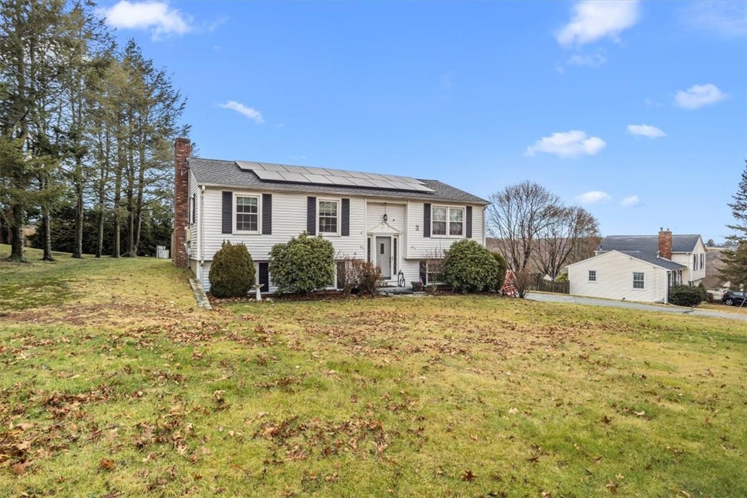 328 New London Avenue