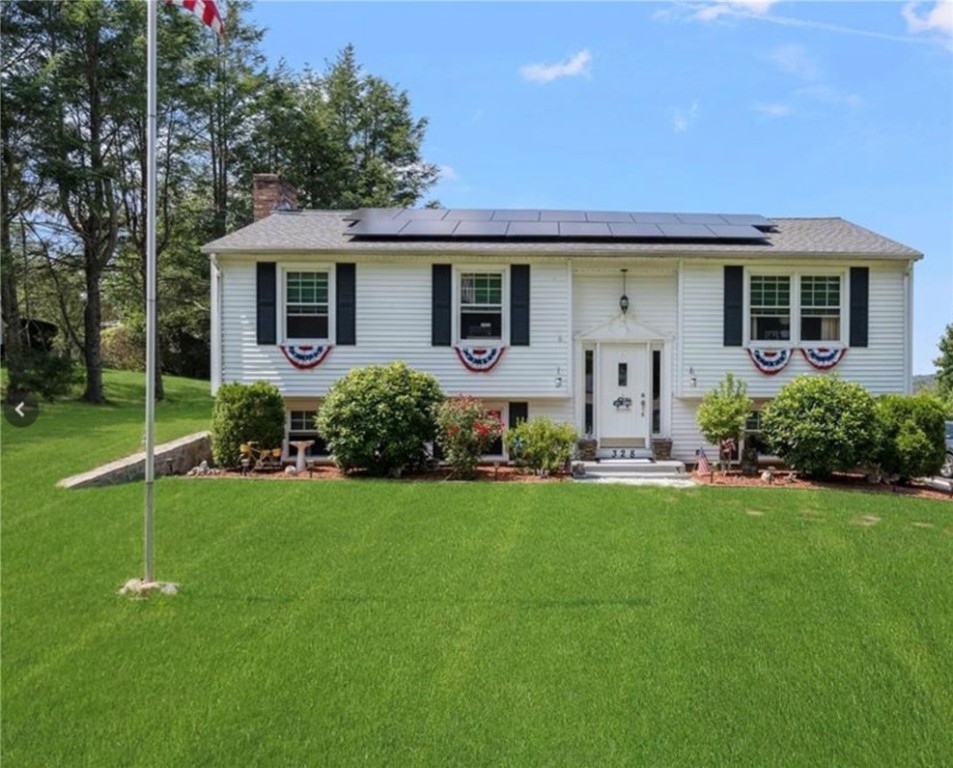 328 New London Avenue