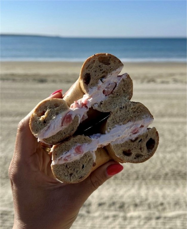 901 BOSTON NECK Road