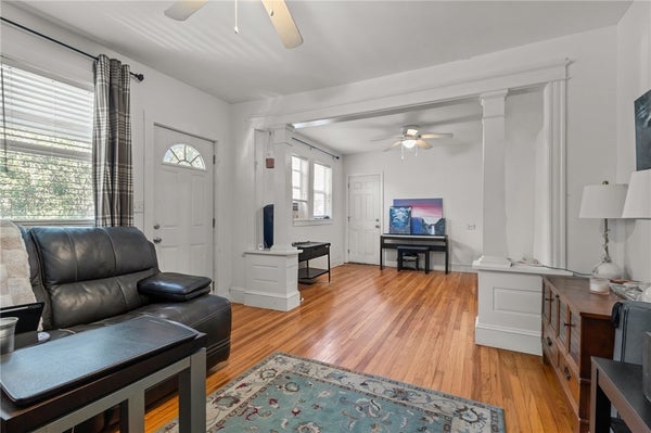3862 MENDON RD, CUMBERLAND, RI 02864 - Image bc1e78a448b33f6a3dfdcc3df1311e04/262587097