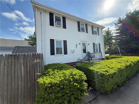 266 Auburn Street Cranston RI 02910