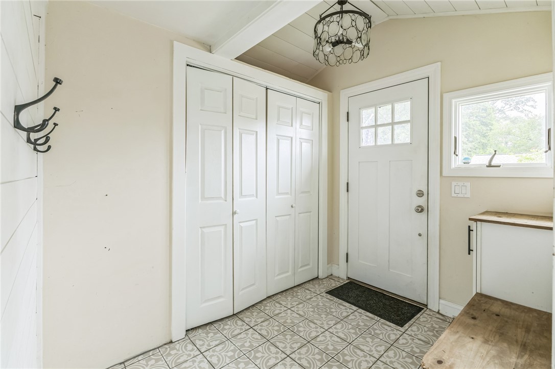 81 Waumsett Avenue