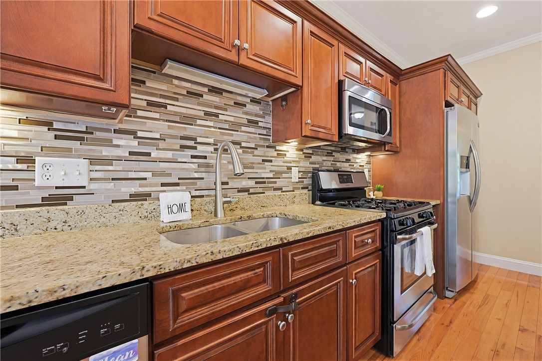 164 Bear Hill Road 19