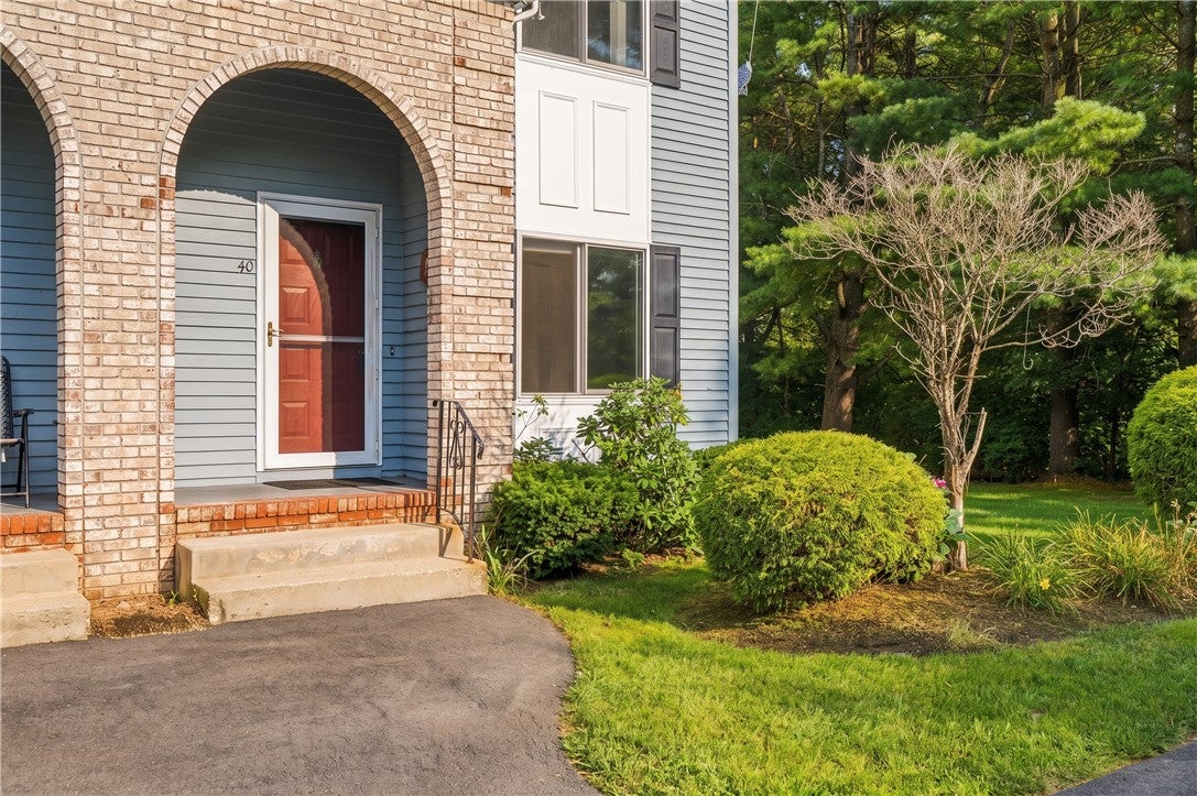 127 Pleasant View Avenue 40