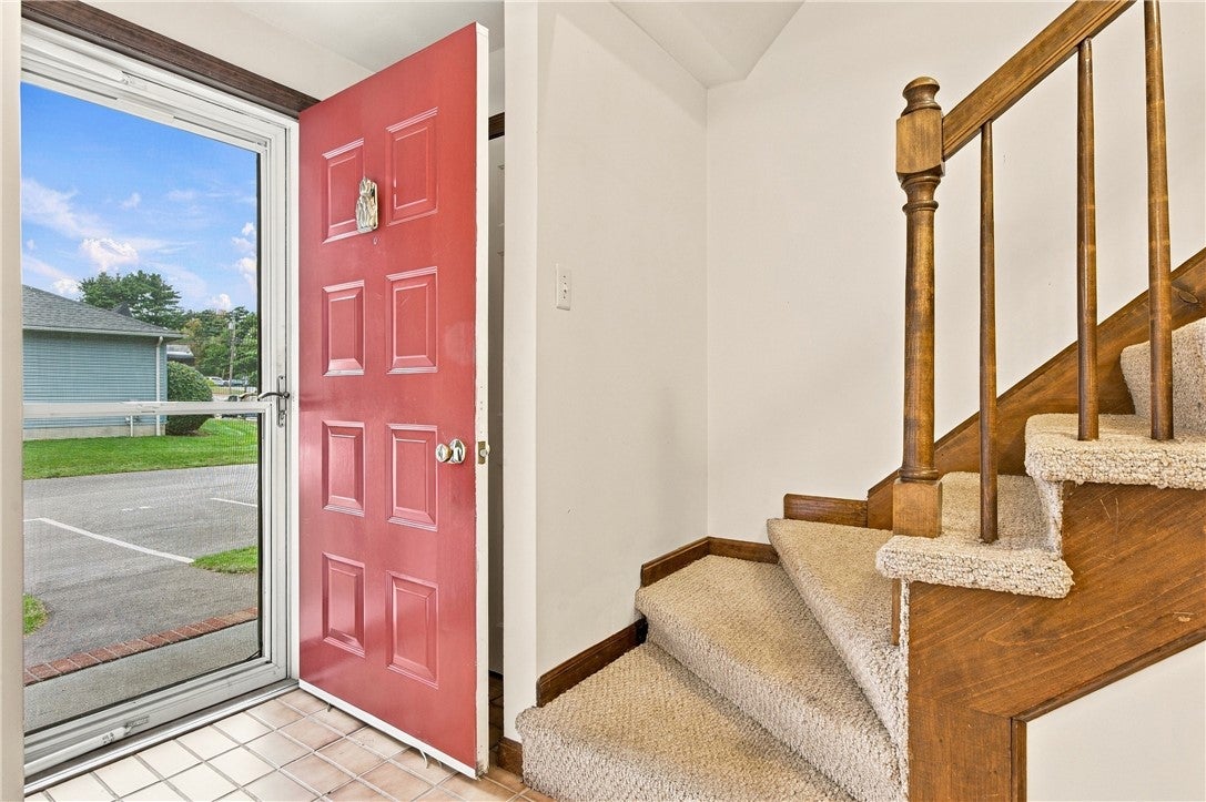 127 Pleasant View Avenue 40