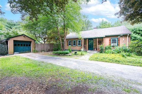 Single Family Residence in Burrillville RI 23 Elm Road.jpg